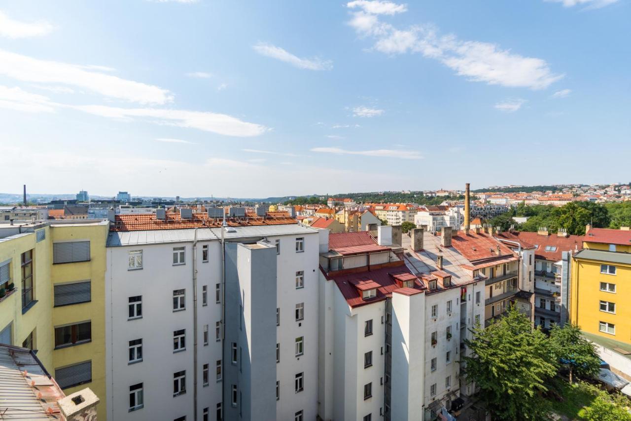 Brand New Two Room Apartment #64 In Elite Rezidence With Free Secure Parking Praha Bagian luar foto